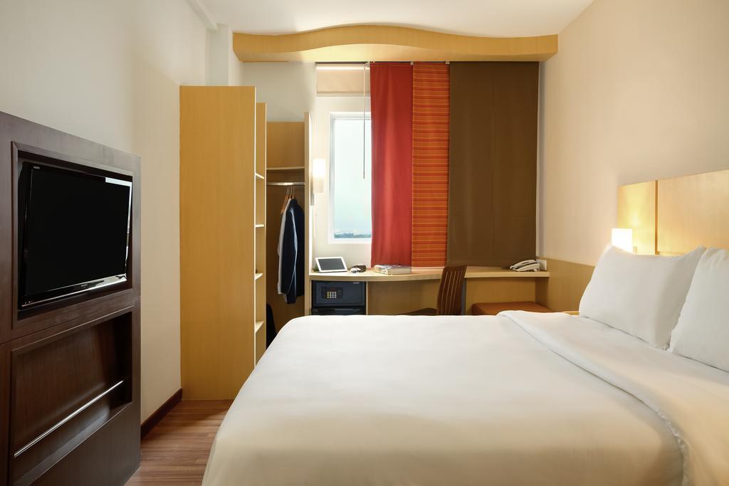 Ibis Chesterfield North - Barlborough Exteriér fotografie