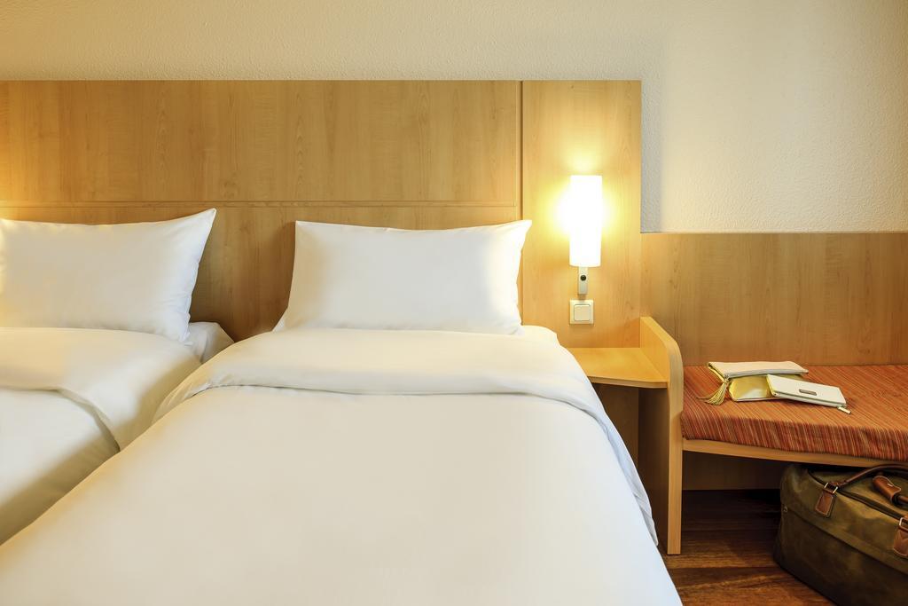 Ibis Chesterfield North - Barlborough Exteriér fotografie