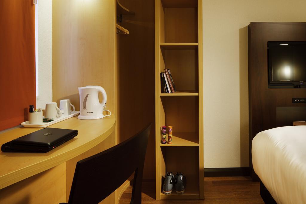 Ibis Chesterfield North - Barlborough Exteriér fotografie